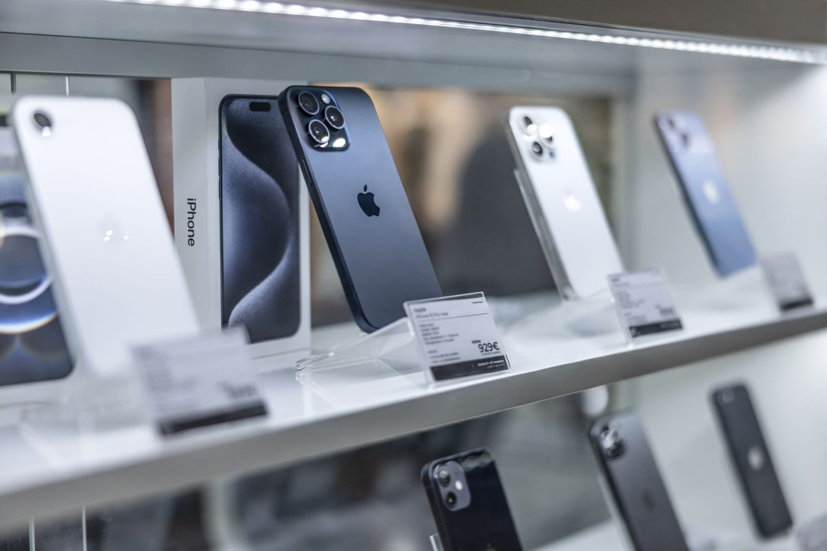 Rising iPhone Prices Make the Used Market a More Practical Choice